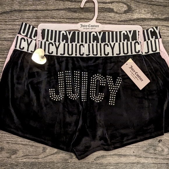 Juicy Couture Pants - 🔥LAST XL Juicy Couture 2pk Bling Velvet Shorts